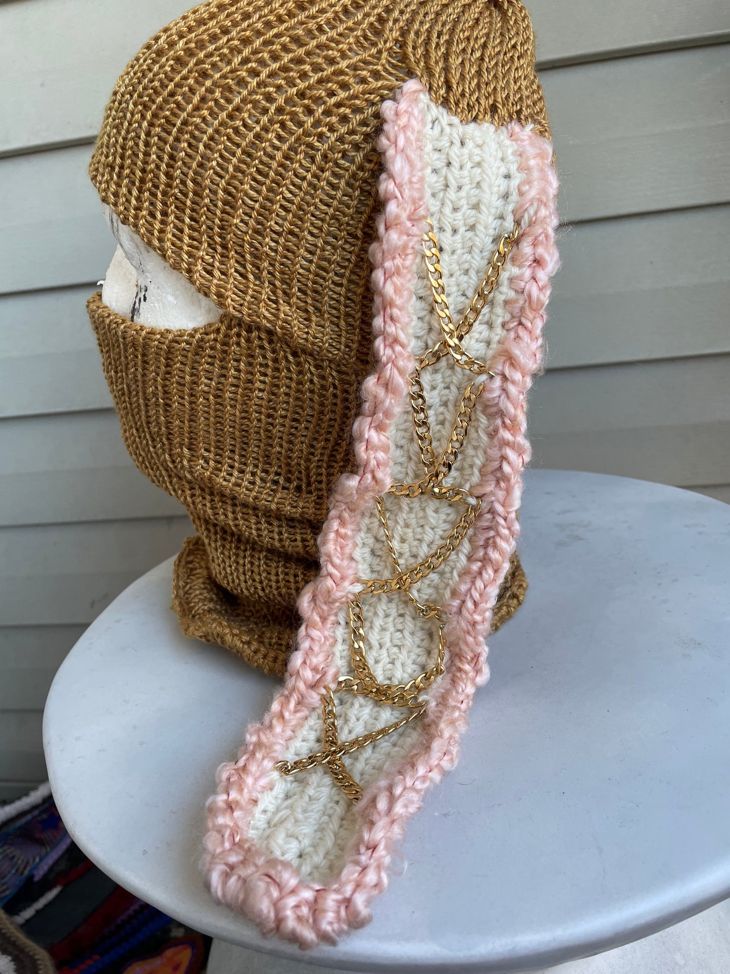 Chain me up bunny baklava