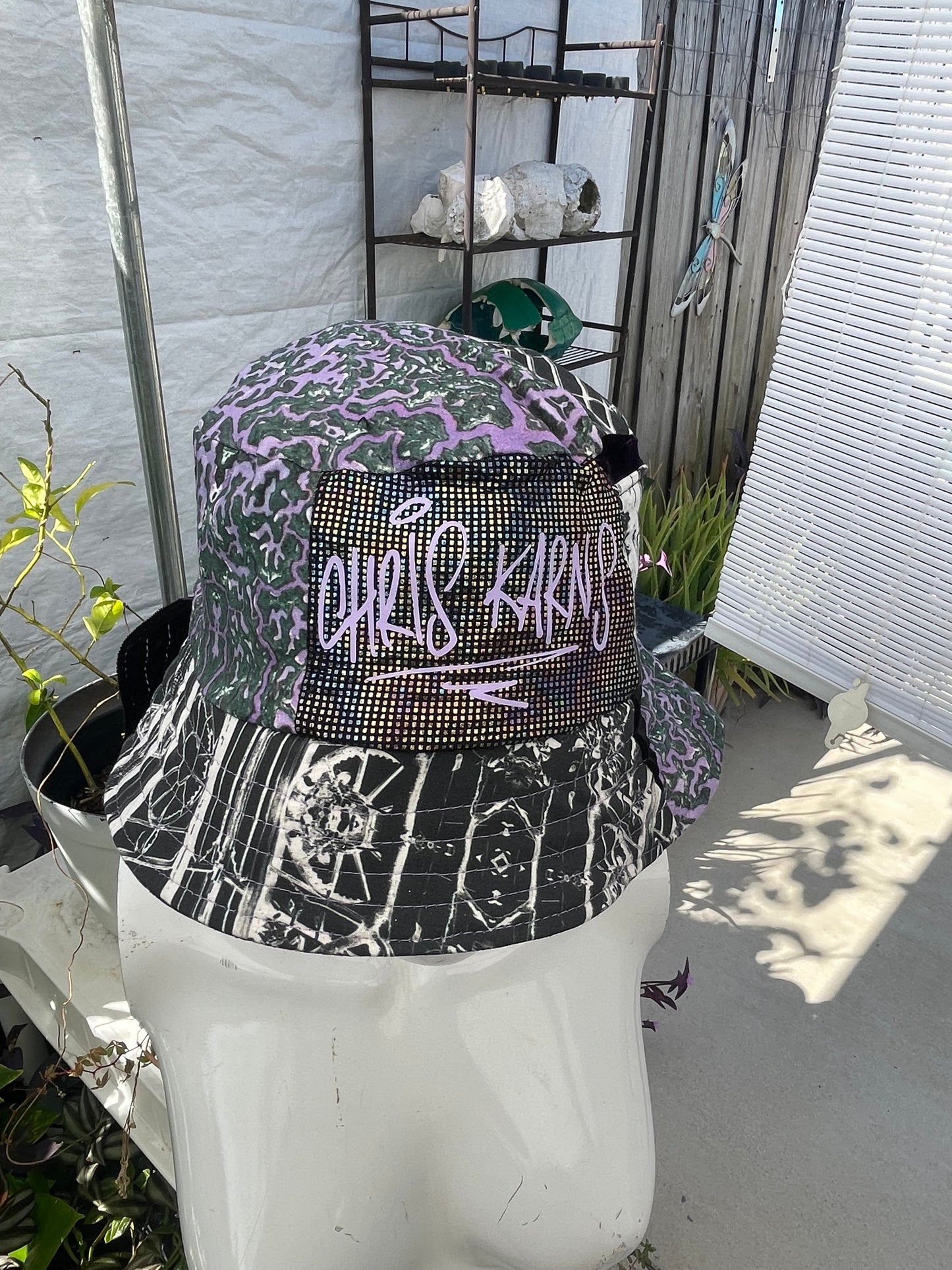 21’ bucket hat