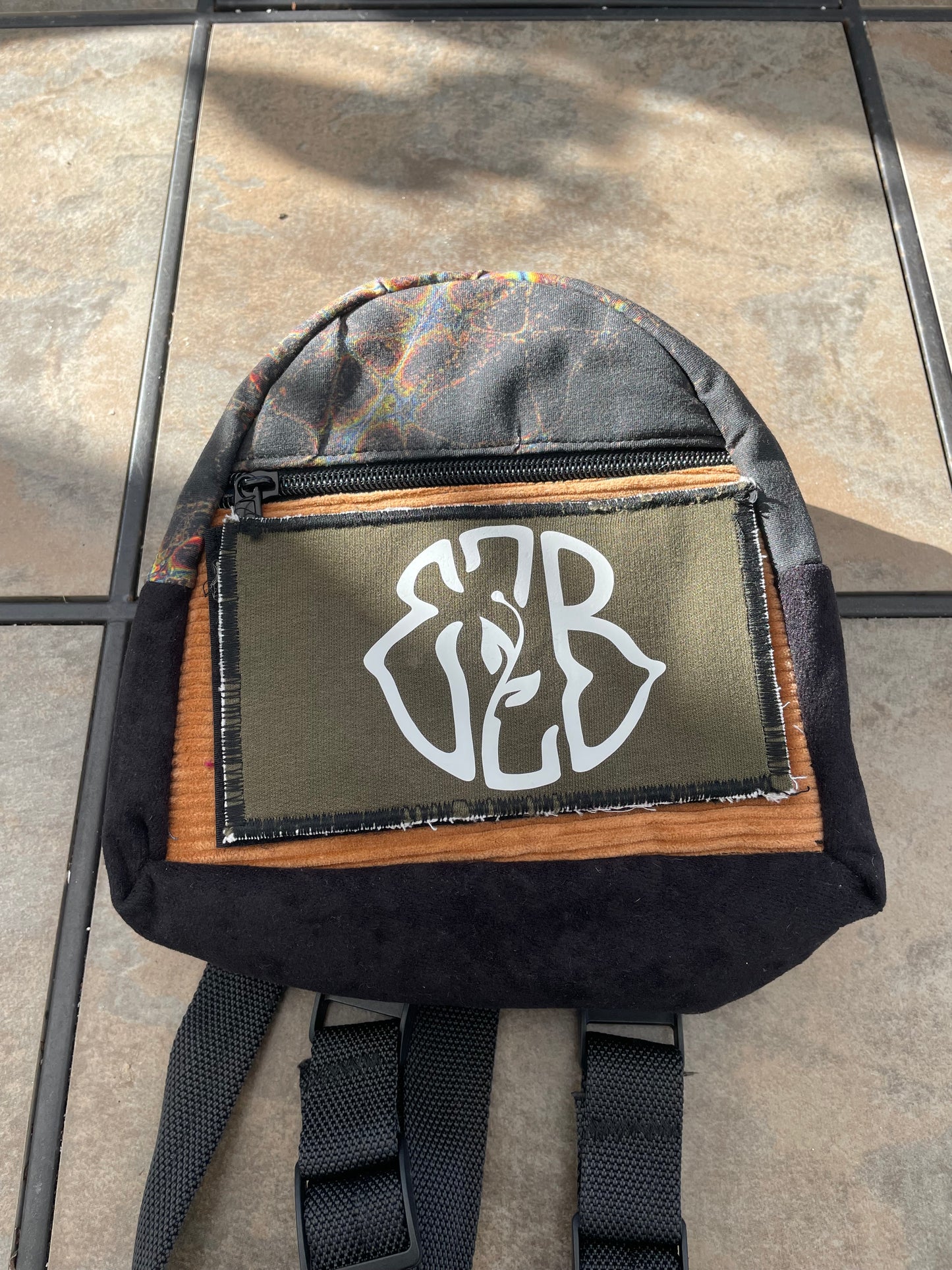 Sunlight hurts my eyes