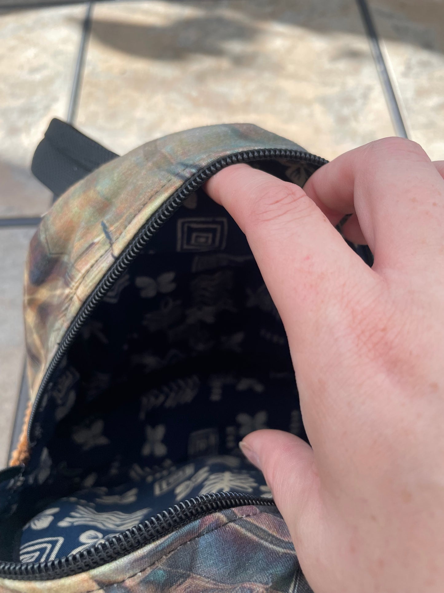 Hawaiian tees n neutral fractals