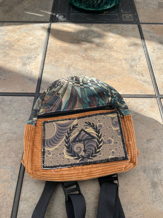 Hawaiian tees n neutral fractals