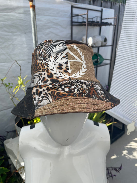 21’ bucket hat