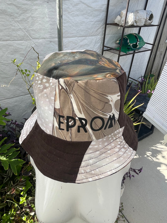 21’ bucket hat